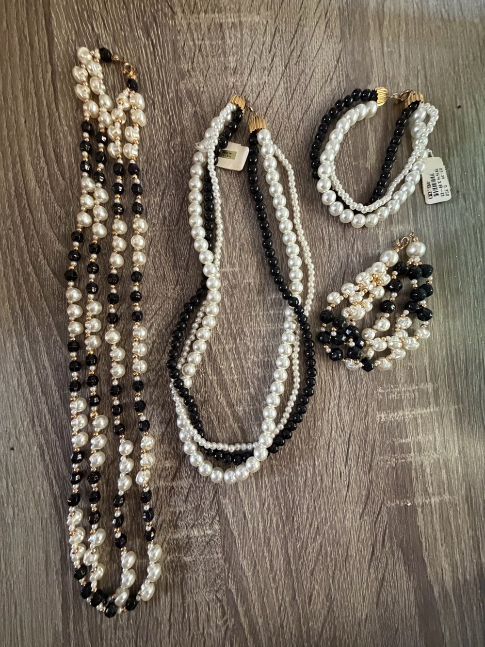 2 set bundle - Elegant Black and White Pearl Multi-Strand Necklace Set